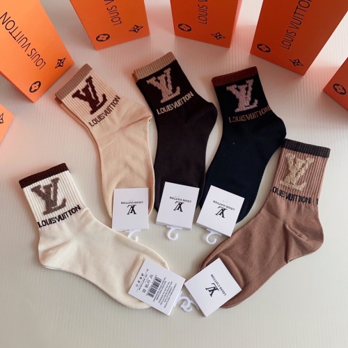 Cheap Louis Vuitton LV Socks #1269651 Replica Wholesale [$25.00 USD] [ITEM#1269651] on Replica Louis Vuitton LV Socks