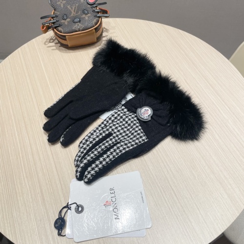 Cheap Moncler Gloves For Women #1269674 Replica Wholesale [$34.00 USD] [ITEM#1269674] on Replica Moncler Gloves