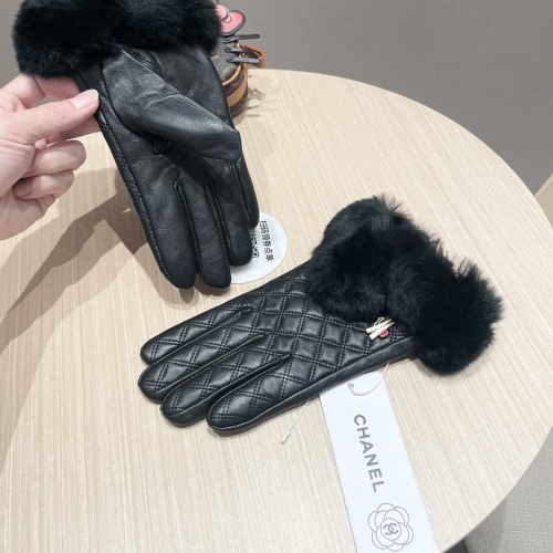 Cheap Moncler Gloves For Women #1269689 Replica Wholesale [$52.00 USD] [ITEM#1269689] on Replica Moncler Gloves