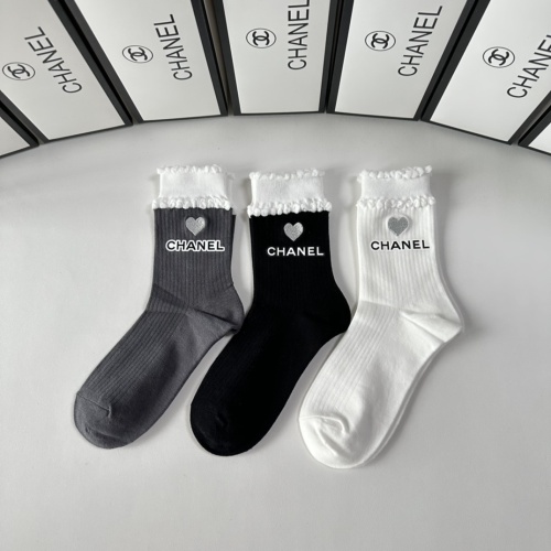 Cheap Chanel Socks #1269742 Replica Wholesale [$32.00 USD] [ITEM#1269742] on Replica Chanel Socks