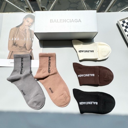 Cheap Balenciaga Socks #1269758 Replica Wholesale [$25.00 USD] [ITEM#1269758] on Replica Balenciaga Socks