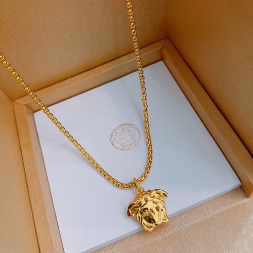 Cheap Versace Necklaces #1270055 Replica Wholesale [$42.00 USD] [ITEM#1270055] on Replica Versace Necklaces