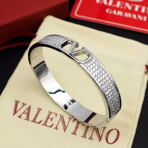 Cheap Valentino Bracelets #1270498 Replica Wholesale [$32.00 USD] [ITEM#1270498] on Replica Valentino Bracelets