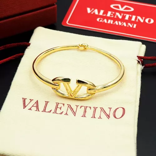 Cheap Valentino Bracelets #1270514 Replica Wholesale [$27.00 USD] [ITEM#1270514] on Replica Valentino Bracelets