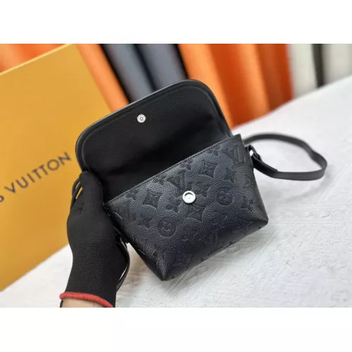 Cheap Louis Vuitton AAA Quality Messenger Bags For Unisex #1270544 Replica Wholesale [$60.00 USD] [ITEM#1270544] on Replica Louis Vuitton AAA Quality Messenger Bags