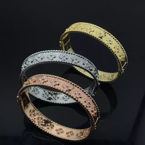 Cheap Van Cleef &amp; Arpels Bracelets #1270670 Replica Wholesale [$56.00 USD] [ITEM#1270670] on Replica Van Cleef &amp; Arpels Bracelets