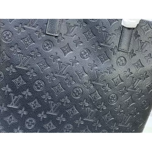 Cheap Louis Vuitton AAA Quality Shoulder Bags For Unisex #1270765 Replica Wholesale [$72.00 USD] [ITEM#1270765] on Replica Louis Vuitton AAA Quality Shoulder Bags