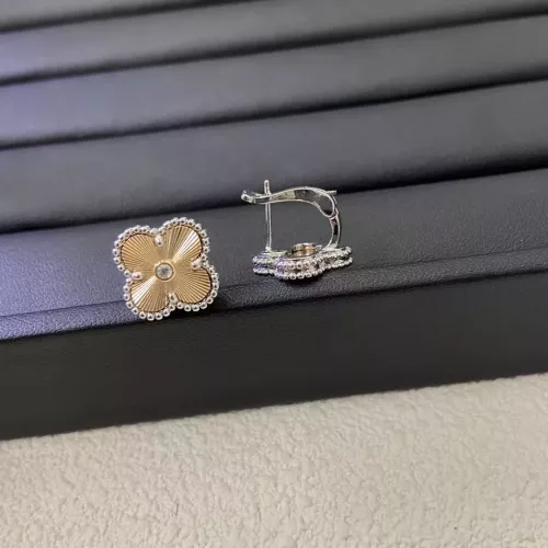 Cheap Van Cleef &amp; Arpels Earrings For Women #1270847 Replica Wholesale [$32.00 USD] [ITEM#1270847] on Replica Van Cleef &amp; Arpels Earrings