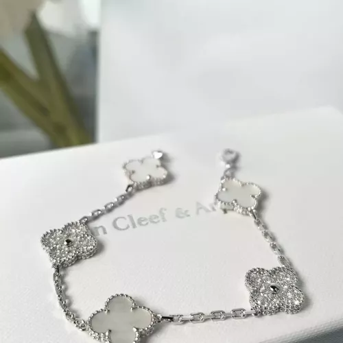 Cheap Van Cleef &amp; Arpels Bracelets For Women #1270867 Replica Wholesale [$60.00 USD] [ITEM#1270867] on Replica Van Cleef &amp; Arpels Bracelets