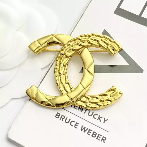 Cheap Chanel Brooches For Women #1270884 Replica Wholesale [$34.00 USD] [ITEM#1270884] on Replica 