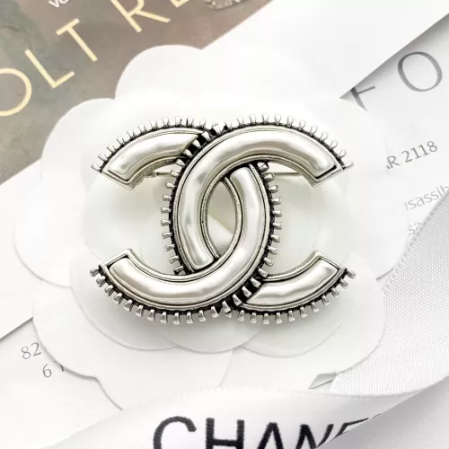 Cheap Chanel Brooches For Women #1270887 Replica Wholesale [$36.00 USD] [ITEM#1270887] on Replica Chanel Brooches