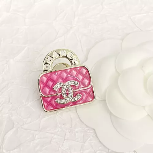 Cheap Chanel Brooches For Women #1270938 Replica Wholesale [$27.00 USD] [ITEM#1270938] on Replica Chanel Brooches