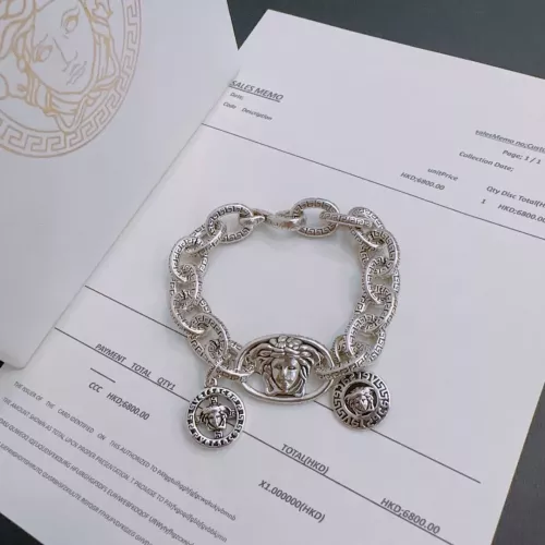 Cheap Versace Bracelets #1270988 Replica Wholesale [$68.00 USD] [ITEM#1270988] on Replica Versace Bracelets