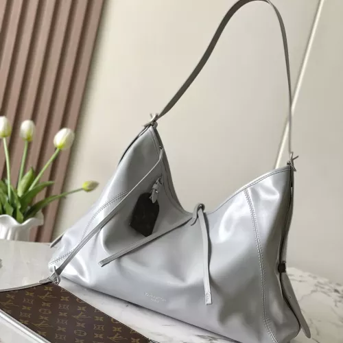 Cheap Louis Vuitton AAA Quality Shoulder Bags For Women #1271903 Replica Wholesale [$264.46 USD] [ITEM#1271903] on Replica 