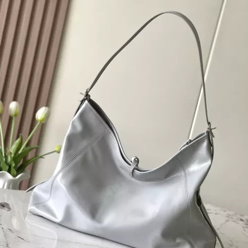 Cheap Louis Vuitton AAA Quality Shoulder Bags For Women #1271903 Replica Wholesale [$264.46 USD] [ITEM#1271903] on Replica 