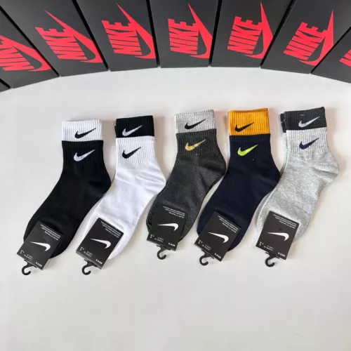 Cheap Nike Socks #1272777 Replica Wholesale [$27.00 USD] [ITEM#1272777] on Replica Nike Socks