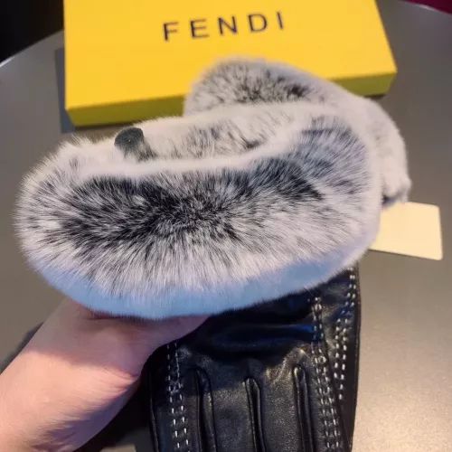 Cheap Fendi Gloves For Women #1272896 Replica Wholesale [$42.00 USD] [ITEM#1272896] on Replica Fendi Gloves