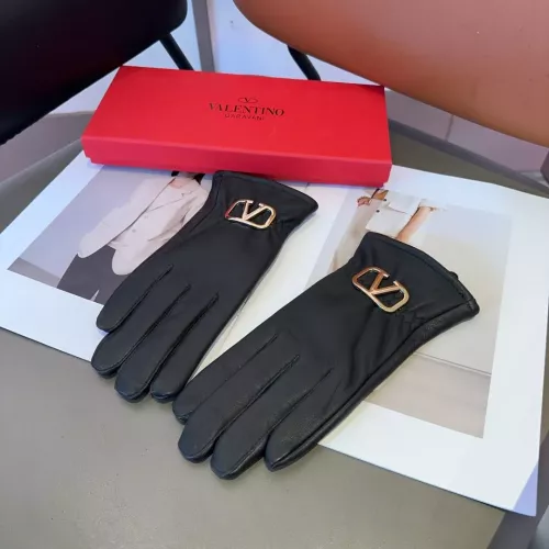 Cheap Valentino Gloves For Women #1272913 Replica Wholesale [$45.00 USD] [ITEM#1272913] on Replica Valentino Gloves