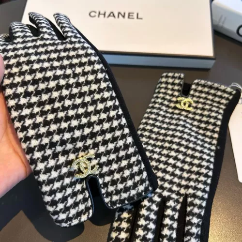 Cheap Chanel Gloves #1272933 Replica Wholesale [$36.00 USD] [ITEM#1272933] on Replica Chanel Gloves