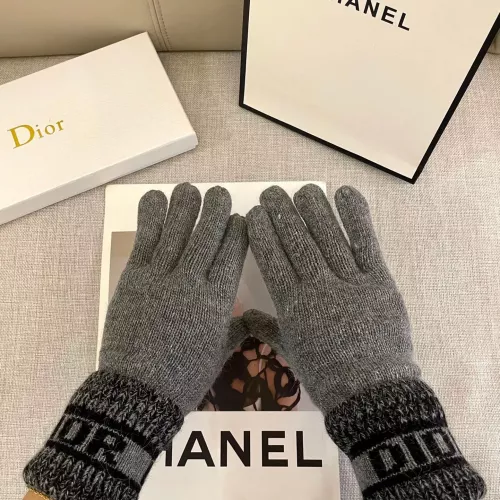 Cheap Christian Dior Gloves #1272989 Replica Wholesale [$45.00 USD] [ITEM#1272989] on Replica Christian Dior Gloves