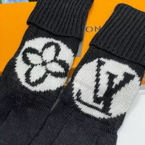 Cheap Louis Vuitton LV Gloves #1273001 Replica Wholesale [$42.00 USD] [ITEM#1273001] on Replica Louis Vuitton LV Gloves