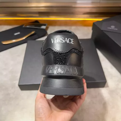 Cheap Versace Casual Shoes For Men #1273501 Replica Wholesale [$135.00 USD] [ITEM#1273501] on Replica Versace Casual Shoes