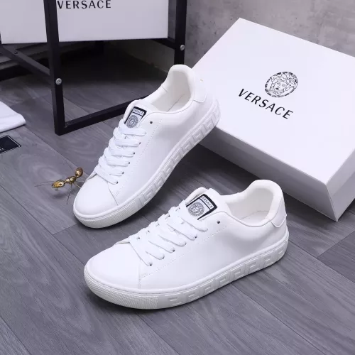 Versace Casual Shoes For Women #1274419