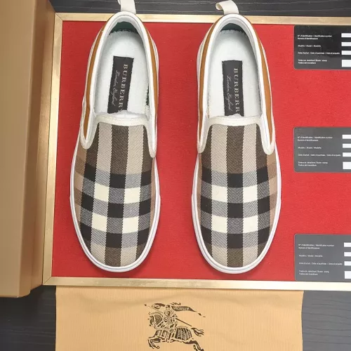 Cheap Burberry Casual Shoes For Men #1274523 Replica Wholesale [$76.00 USD] [ITEM#1274523] on Replica Burberry Casual Shoes