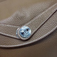 Cheap Hermes AAA Quality Handbags For Women #1269135 Replica Wholesale [$98.00 USD] [ITEM#1269135] on Replica Hermes AAA Quality Handbags