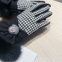 Cheap Moncler Gloves For Women #1269674 Replica Wholesale [$34.00 USD] [ITEM#1269674] on Replica Moncler Gloves