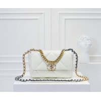 Chanel AAA Quality Messenger Bags For Women #1270145