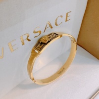 Cheap Versace Bracelets #1270194 Replica Wholesale [$42.00 USD] [ITEM#1270194] on Replica Versace Bracelets