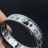 Cheap Van Cleef &amp; Arpels Bracelets #1270670 Replica Wholesale [$56.00 USD] [ITEM#1270670] on Replica Van Cleef &amp; Arpels Bracelets