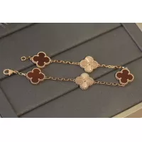 Cheap Van Cleef &amp; Arpels Bracelets For Women #1270822 Replica Wholesale [$32.00 USD] [ITEM#1270822] on Replica Van Cleef &amp; Arpels Bracelets