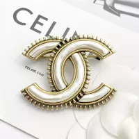 Chanel Brooches For Women #1270886