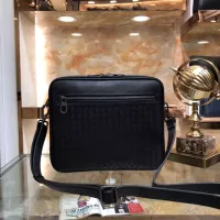 Bottega Veneta AAA Man Messenger Bags #1273890