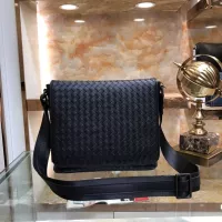 Bottega Veneta AAA Man Messenger Bags #1273897