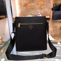 Gucci AAA Man Messenger Bags #1273982