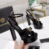 Cheap Versace Sandal For Women #1275367 Replica Wholesale [$132.00 USD] [ITEM#1275367] on Replica Versace Sandal