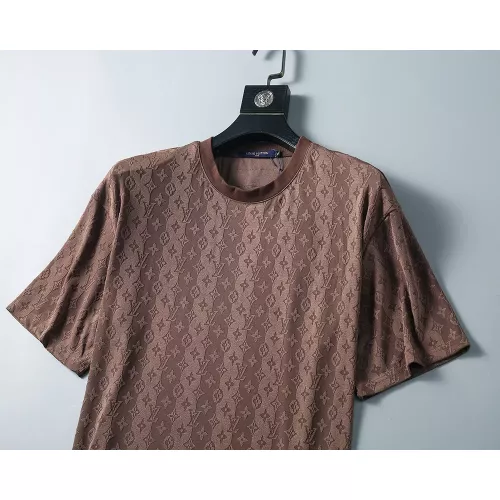 Cheap Louis Vuitton LV T-Shirts Short Sleeved For Men #1277724 Replica Wholesale [$25.00 USD] [ITEM#1277724] on Replica Louis Vuitton LV T-Shirts