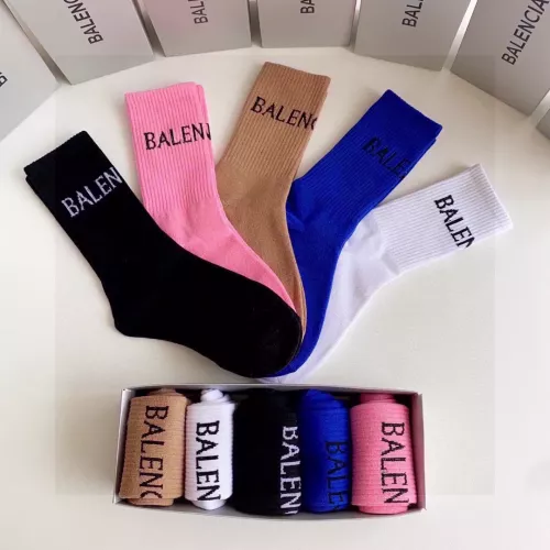 Cheap Balenciaga Socks #1279692 Replica Wholesale [$29.00 USD] [ITEM#1279692] on Replica Balenciaga Socks