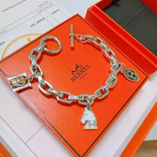 Hermes Bracelets #1281122