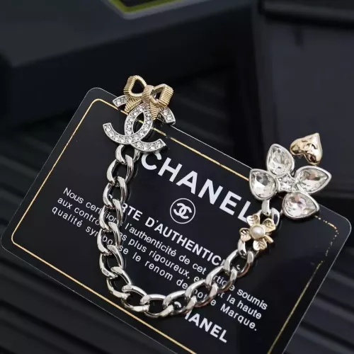 Cheap Chanel Brooches For Women #1281368 Replica Wholesale [$32.00 USD] [ITEM#1281368] on Replica Chanel Brooches