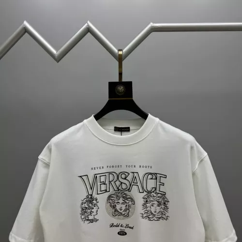 Cheap Versace T-Shirts Long Sleeved For Unisex #1285393 Replica Wholesale [$42.00 USD] [ITEM#1285393] on Replica Versace T-Shirts