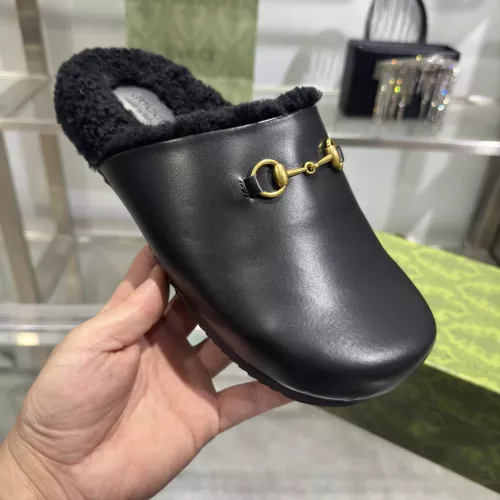 Cheap Gucci Slippers For Men #1285609 Replica Wholesale [$88.00 USD] [ITEM#1285609] on Replica Gucci Slippers