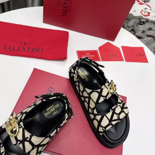 Cheap Valentino Sandal For Women #1285807 Replica Wholesale [$88.00 USD] [ITEM#1285807] on Replica Valentino Sandal