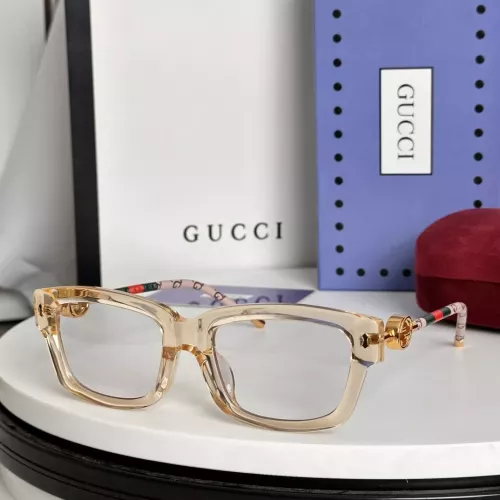 Gucci Fashion Goggles #1287434