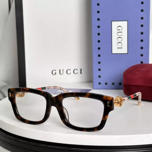 Gucci Fashion Goggles #1287435