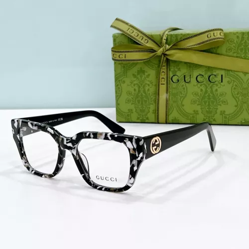 Gucci Fashion Goggles #1287570