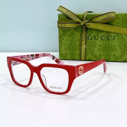 Gucci Fashion Goggles #1287573